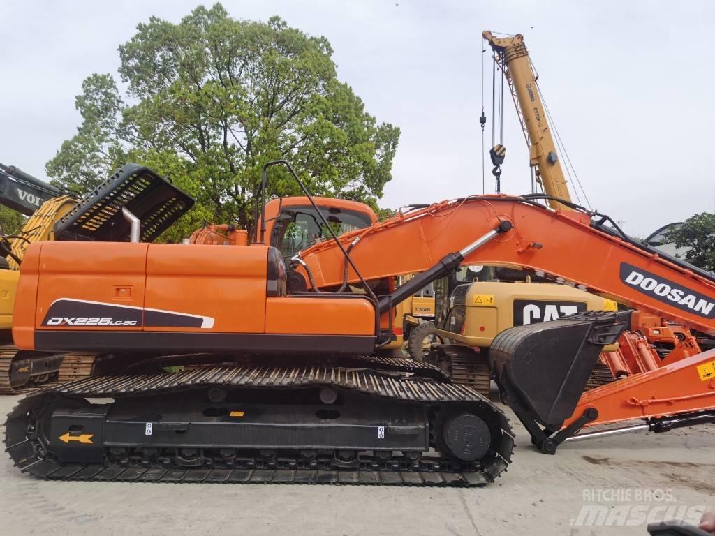 Doosan DX 225 LC-9 Pelle sur chenilles