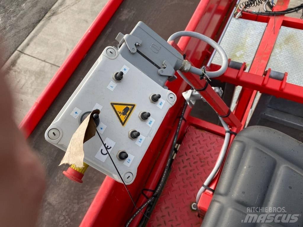  Hoekenga Boxenfüller Tapis élévateur