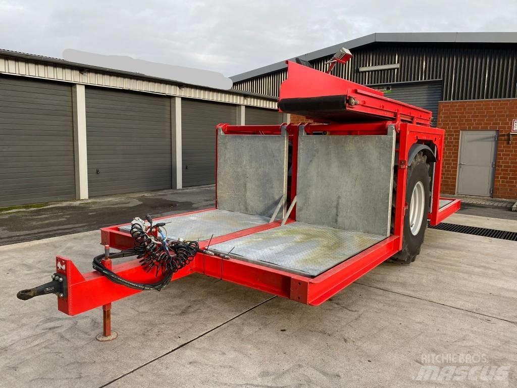  Hoekenga Boxenfüller Tapis élévateur