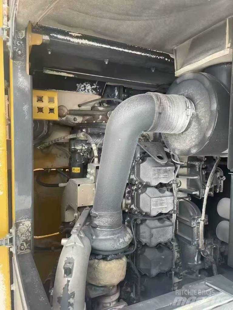 Komatsu pc850 Pelle sur chenilles