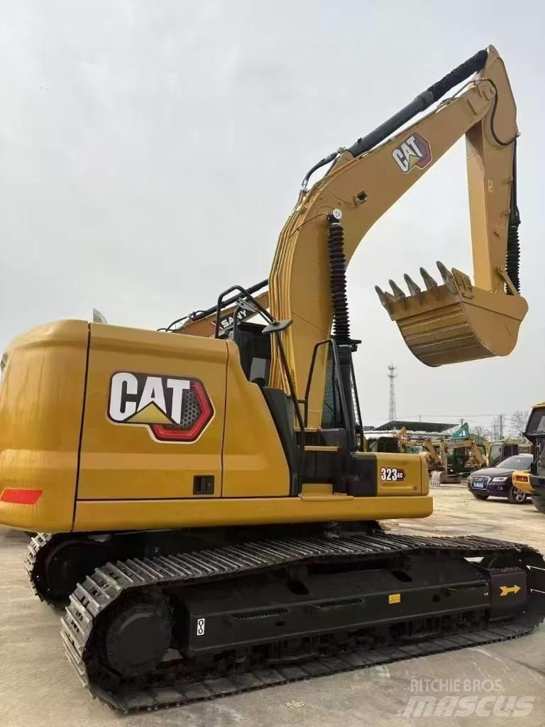 CAT 323GC Pelle sur chenilles