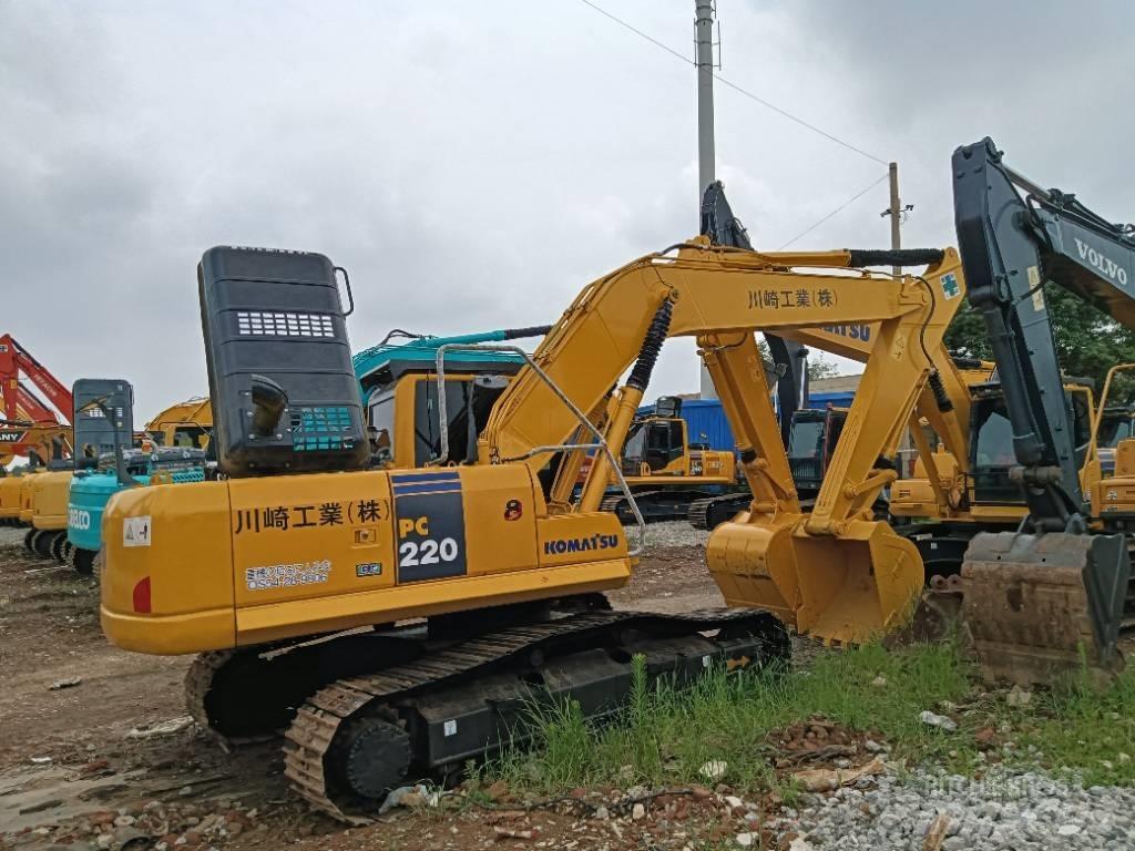 Komatsu PC 220-8 Pelle sur chenilles