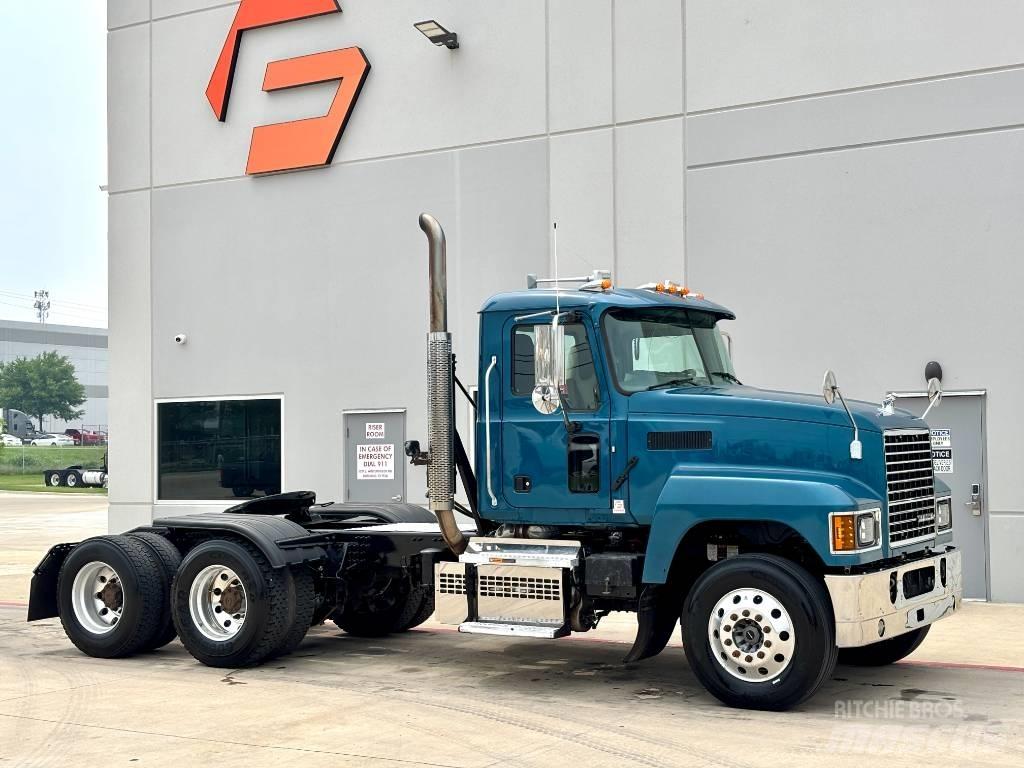 Mack Pinnacle Tracteur routier