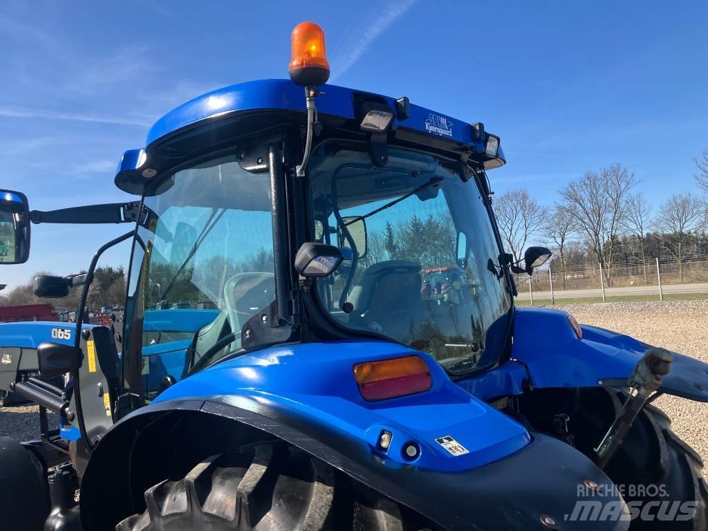 New Holland TS 115 A Tracteur