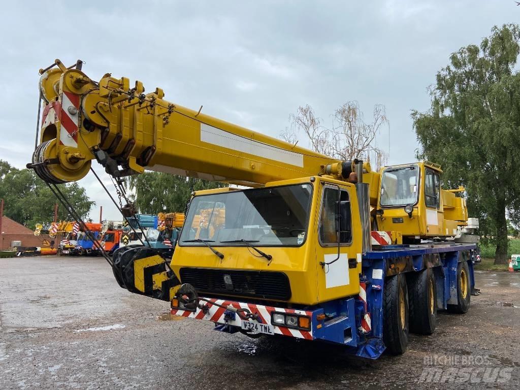 Grove GMK 3050 Grues tout terrain