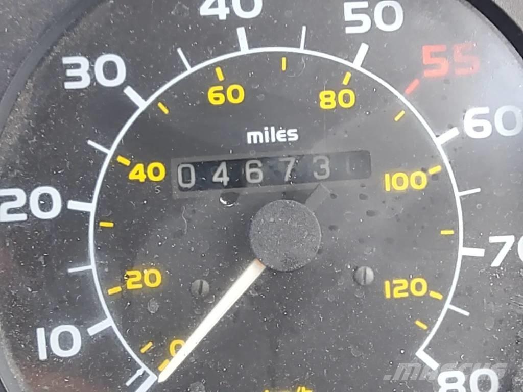 Volvo FL614 Camion de pompier