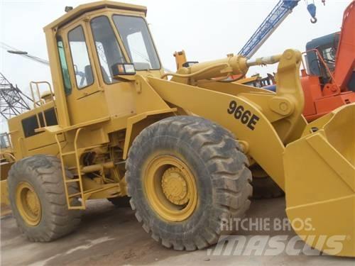 CAT 966 E Chargeuse sur pneus