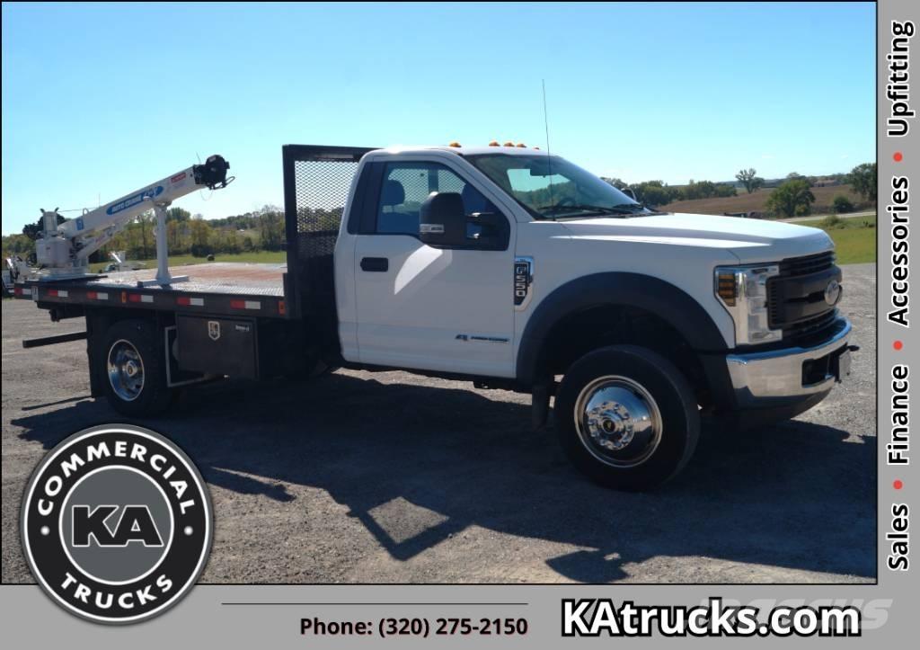 Ford F 550 XL SD Camion plateau ridelle avec grue