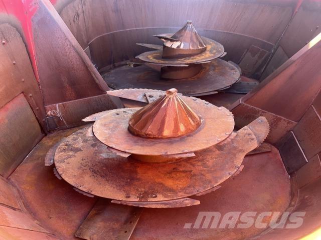 Peecon 26M³ Mélangeuse