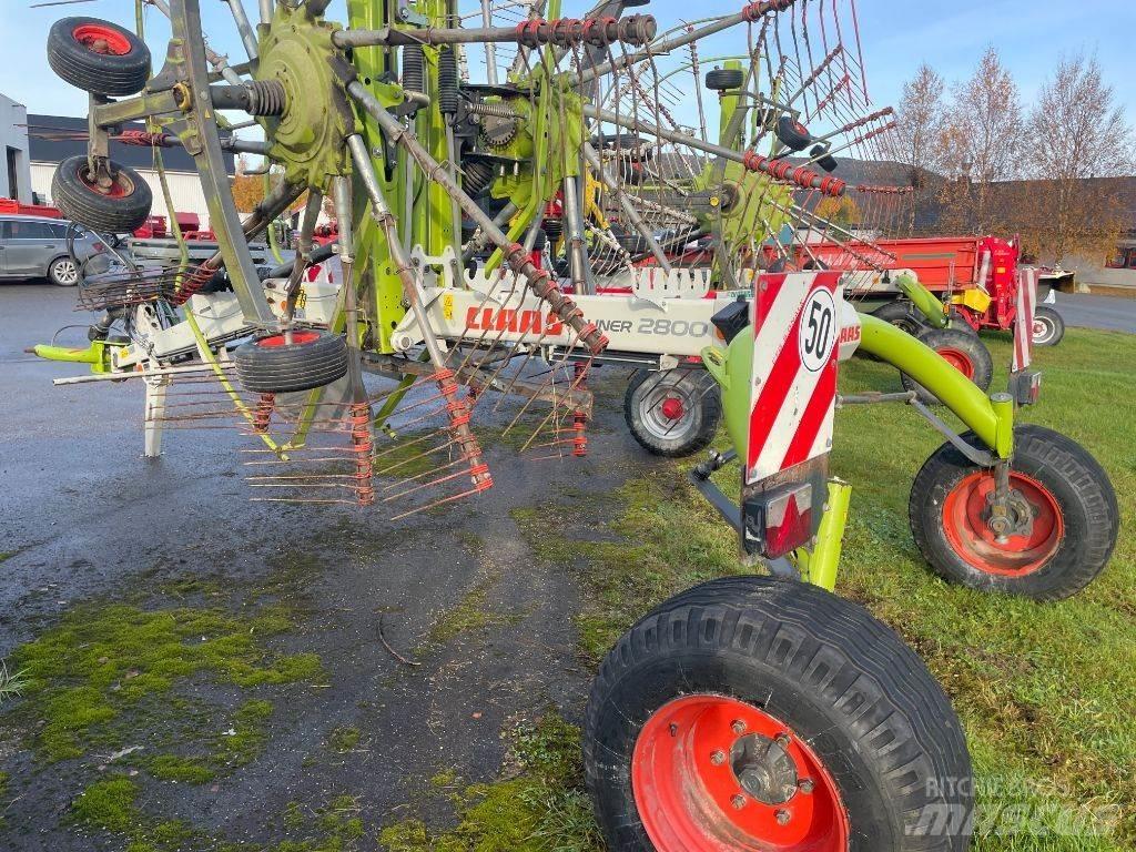 CLAAS Liner 2800 Rateau faneur