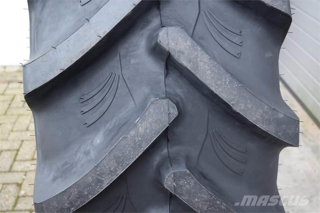  520/70R34 ***GRI*** Pneus, roues et jantes