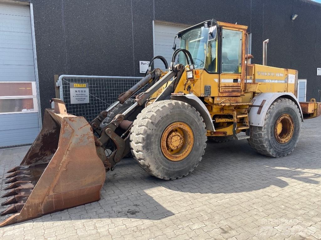 Volvo L120B Chargeuse sur pneus