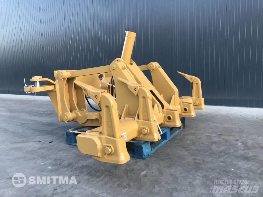 CAT 120M Scarificateur