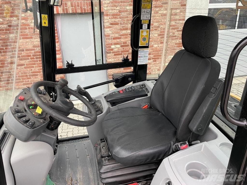 CAT 908M - 908 M Chargeuse sur pneus