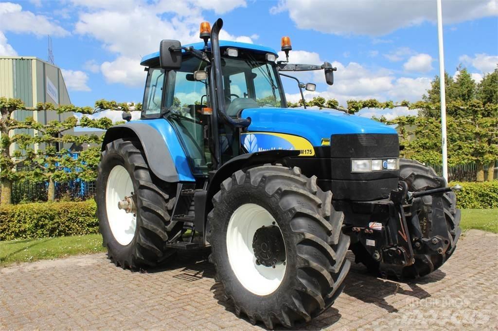 New Holland TM175 Tracteur