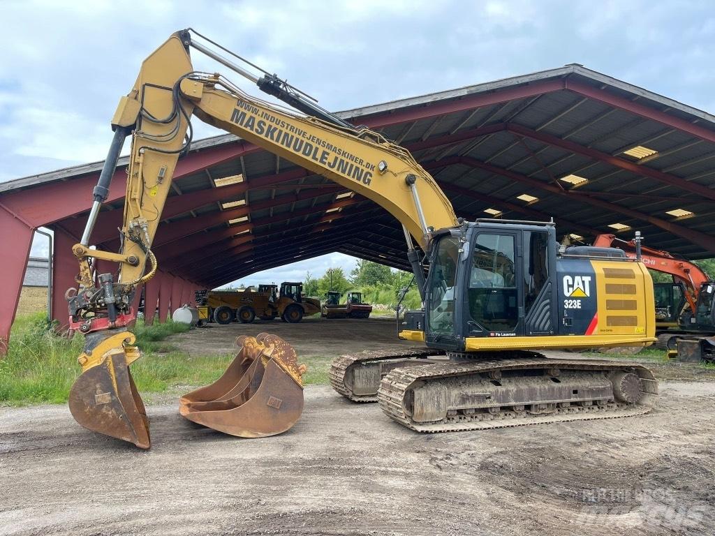 CAT 323 EL Pelle sur chenilles