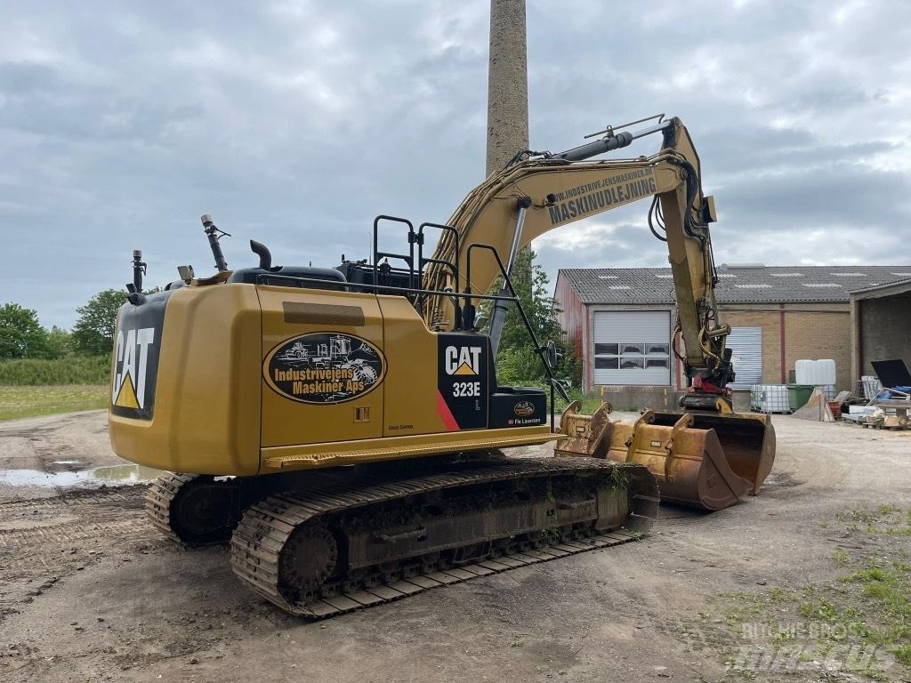 CAT 323 EL Pelle sur chenilles