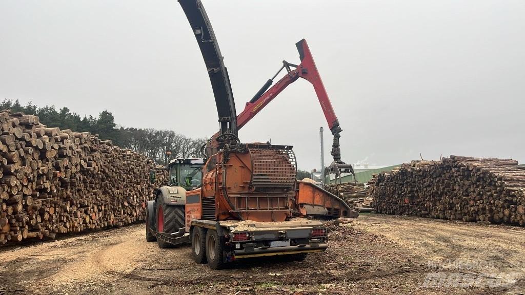 Doppstadt DH 812 Broyeur de végétaux