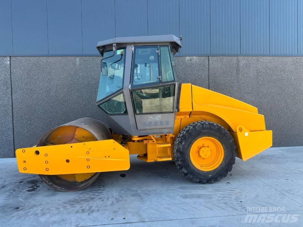 Dynapac CA 152 Rouleaux monocylindre