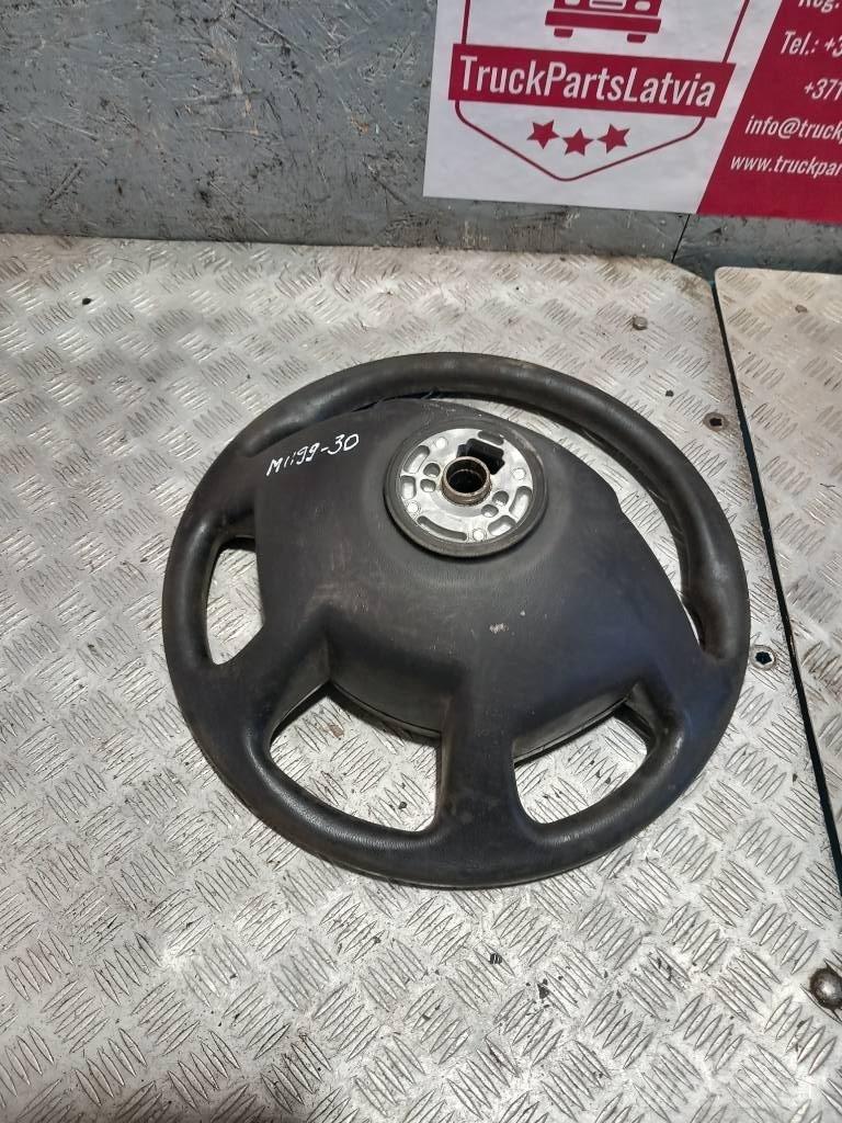MAN TGM  81464306048 Cabines