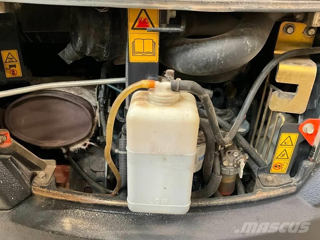Kubota U 27-4 Mini pelle < 7t