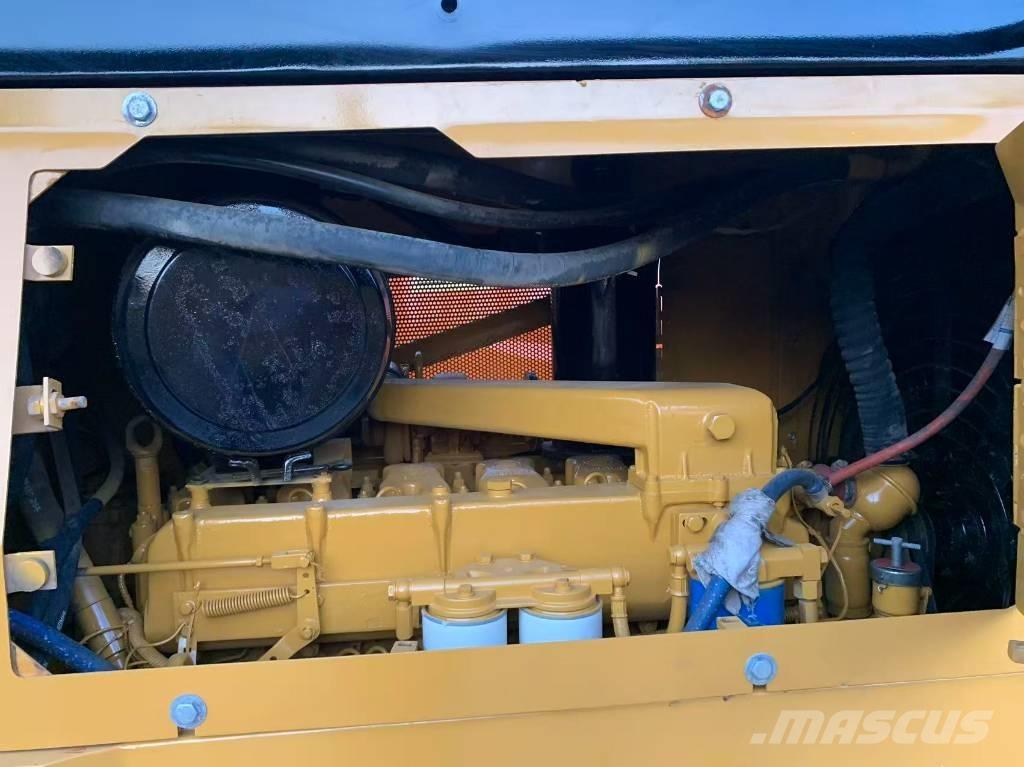 CAT D 6 G Bouteurs sur chenilles