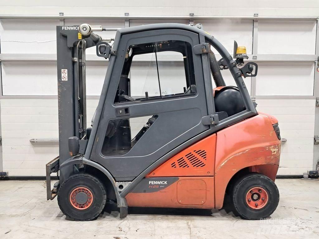 Linde H25T-02 Chariots GPL
