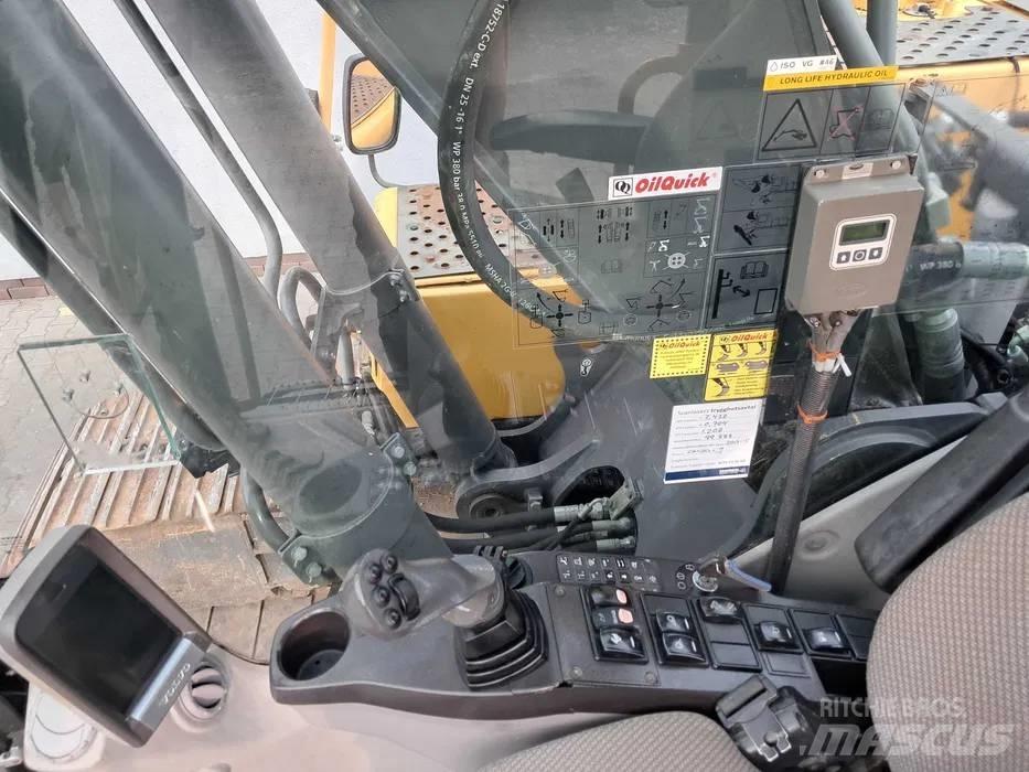 Volvo EC 220 DL Pelle sur chenilles