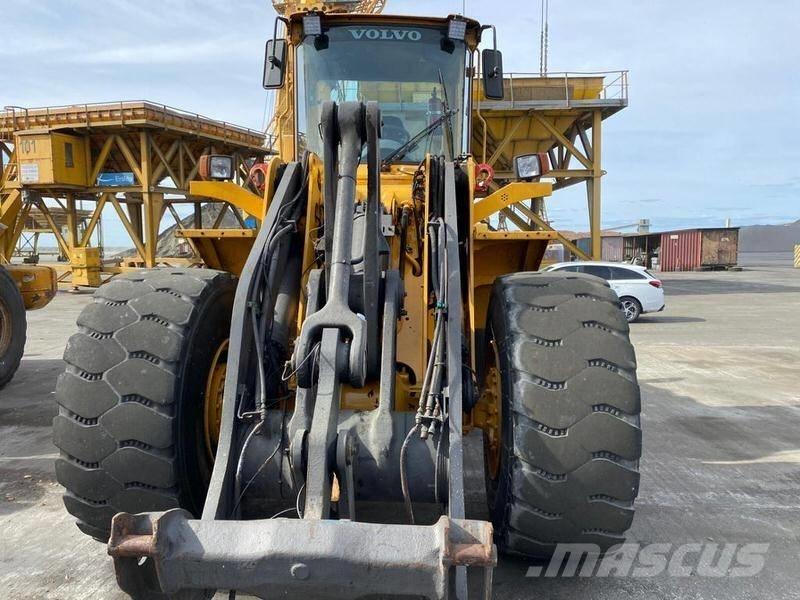 Volvo L 120 E Chargeuse sur pneus