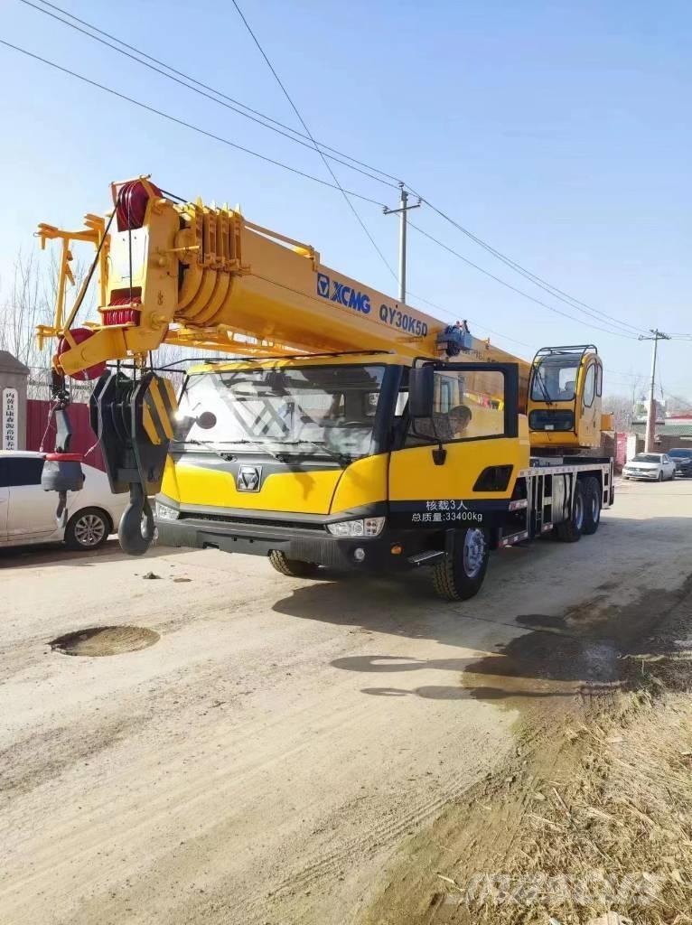 XCMG QY30T Grues tout terrain