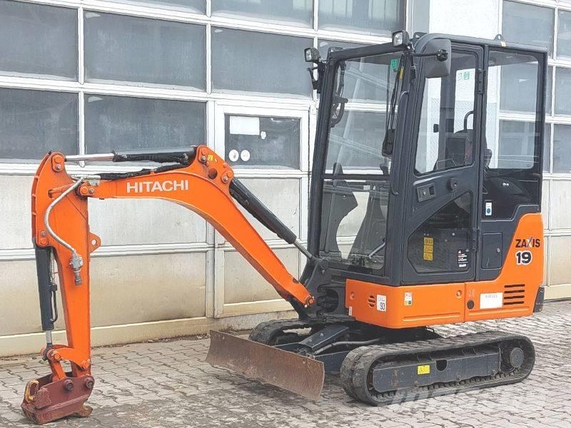 Hitachi ZX 19-6 Mini pelle < 7t