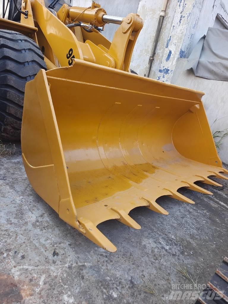 CAT 950 G Chargeuse sur pneus
