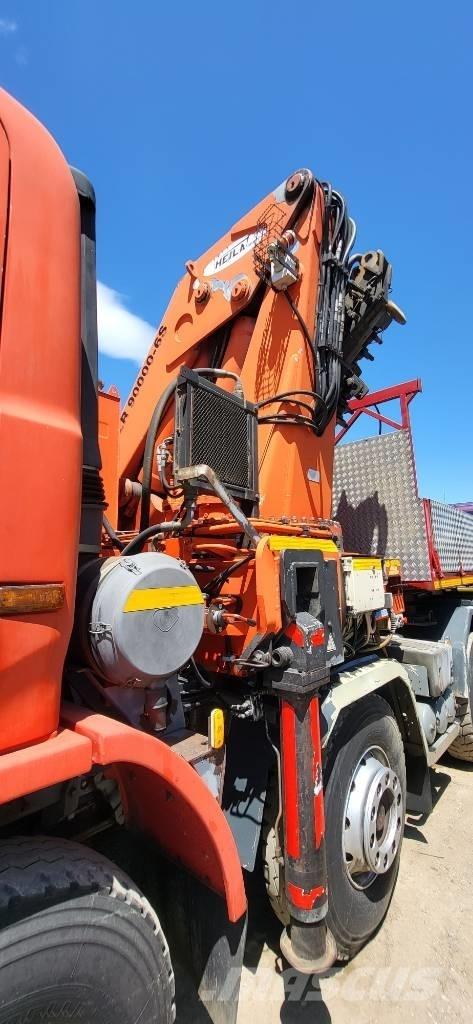 Astra HD 7  84.42 Camion plateau ridelle avec grue