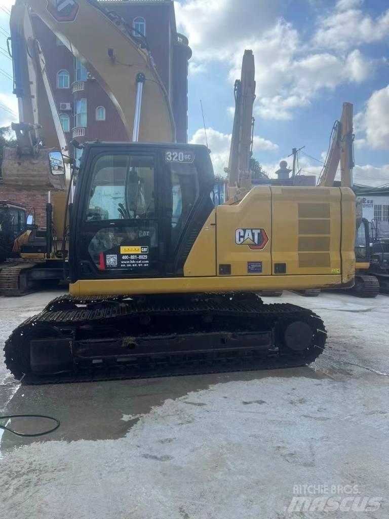 CAT 320 Pelle sur chenilles