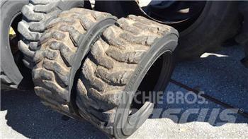 Bobcat Pneus 10-16.5 Pneus, roues et jantes
