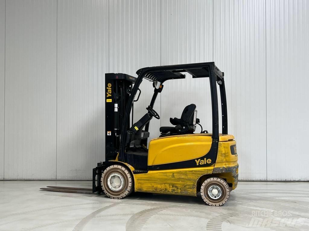 Yale ERP22VL Chariots élévateurs électriques