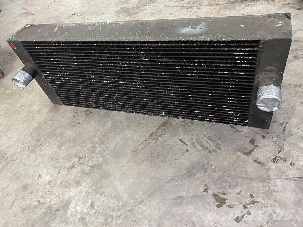 Liebherr A934C Radiateurs