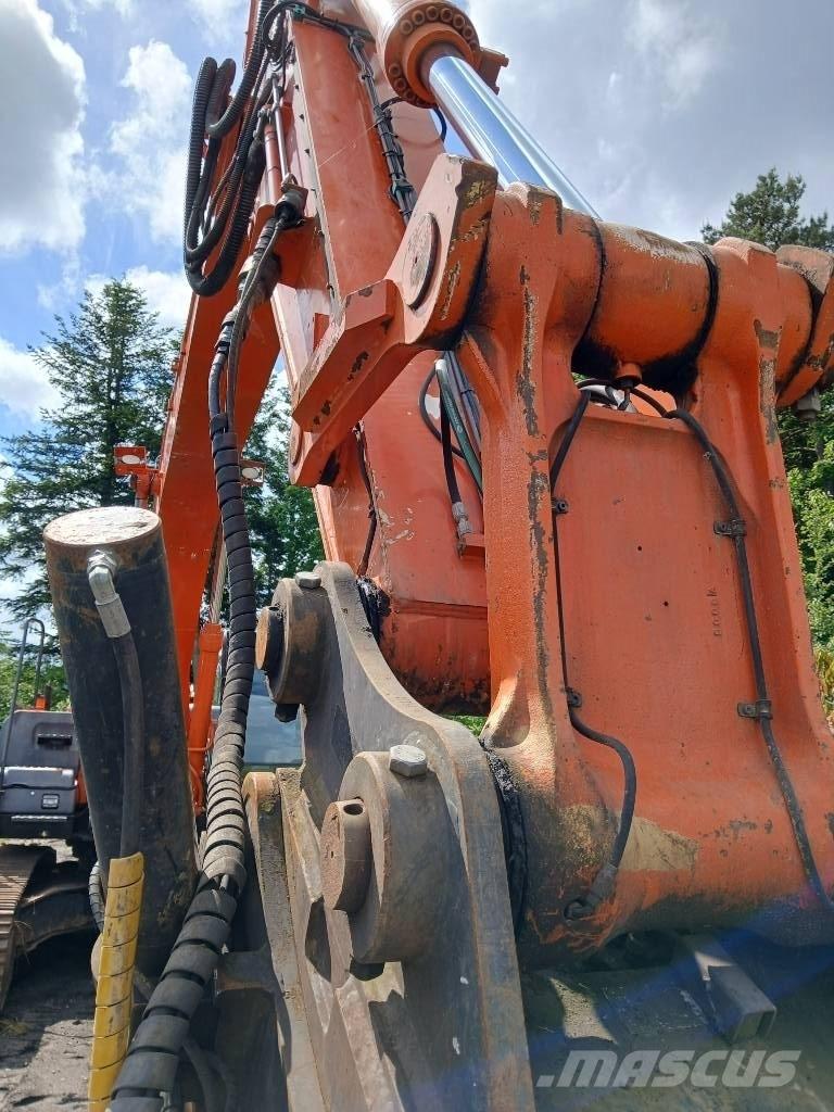 Hitachi ZX 290 LC-5B Pelle sur chenilles