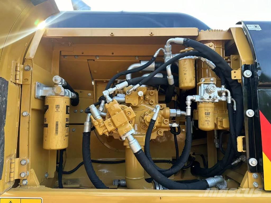 CAT 330 D Pelle sur chenilles