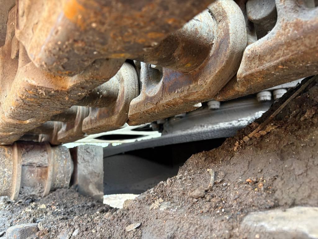 CAT 374 D L Pelle sur chenilles