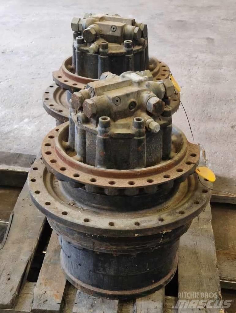 Hitachi ZX 300 Chenilles