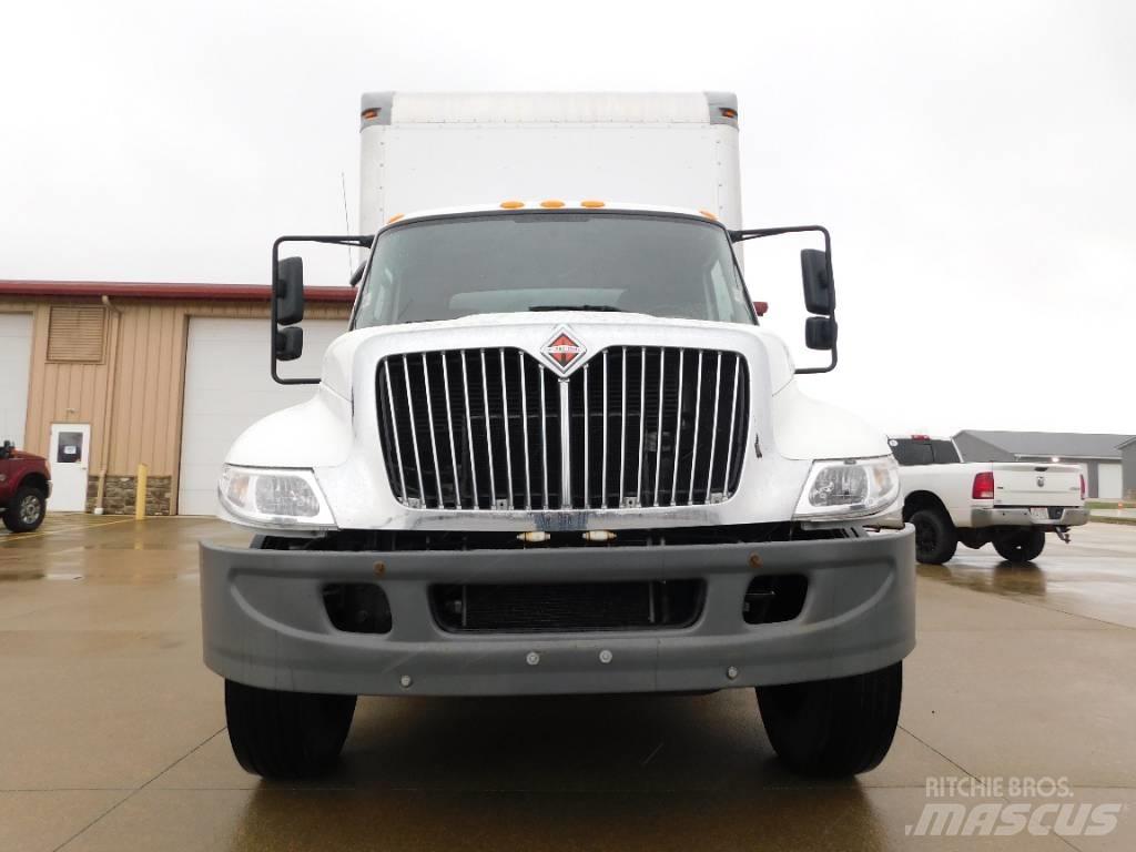 International 4300 Camion porte container