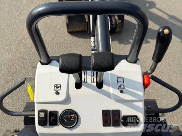 Bobcat E 10z Mini pelle < 7t