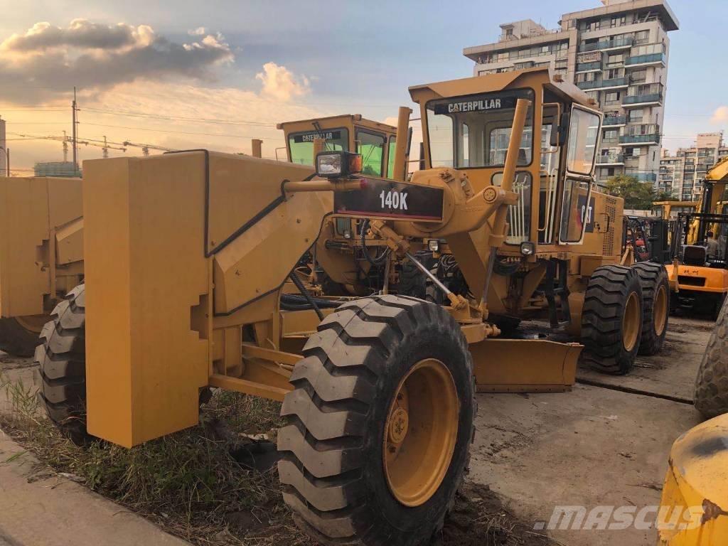CAT 140 K Niveleuse