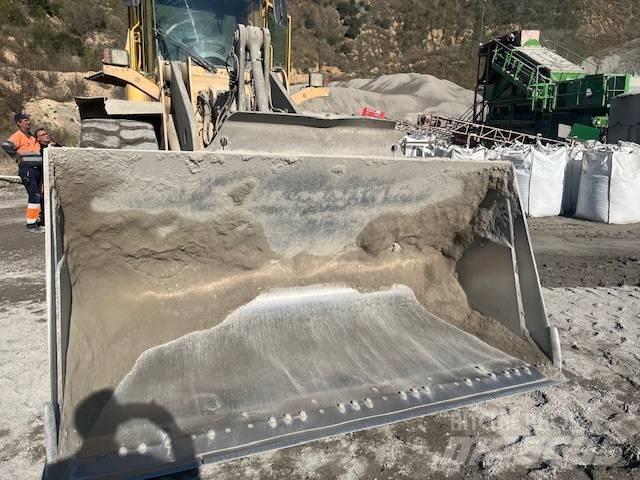 Volvo L 110 E Chargeuse sur pneus