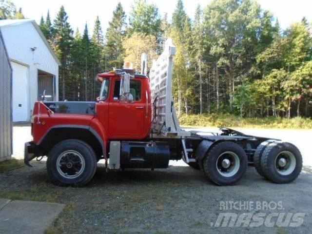 Mack RB 688 S Tracteur routier