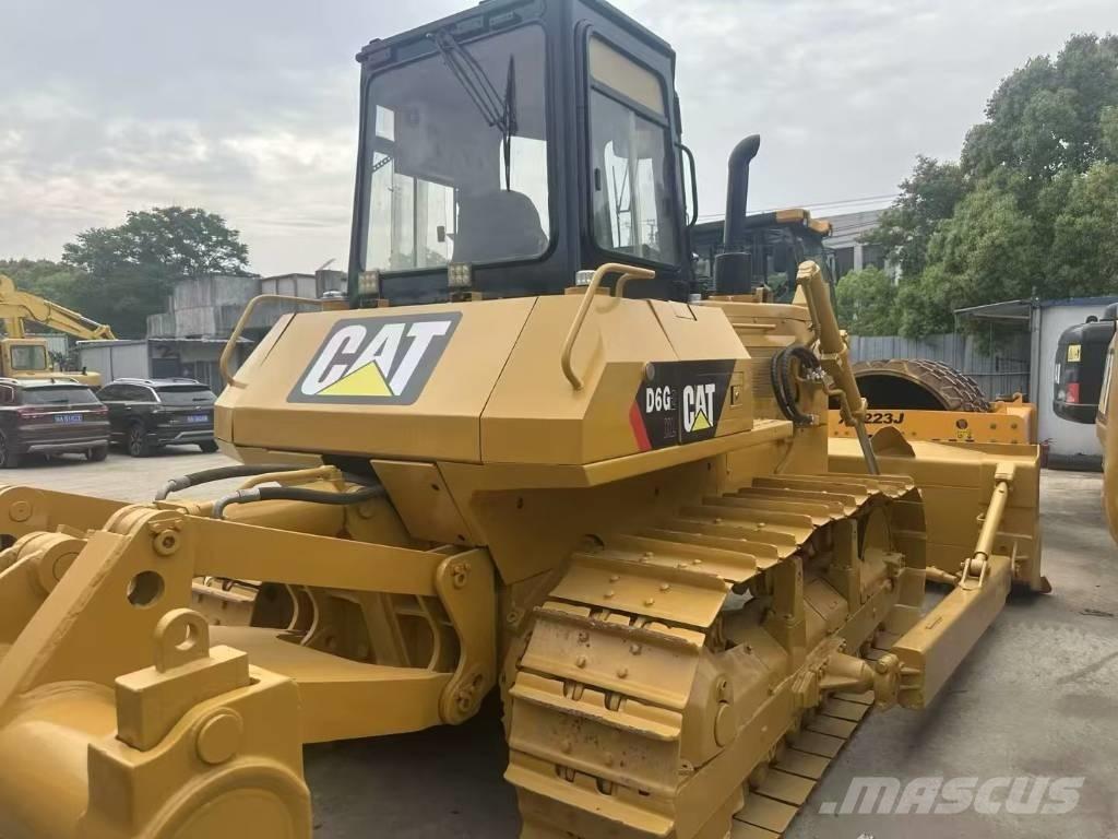 CAT D 6 G Bouteurs sur chenilles