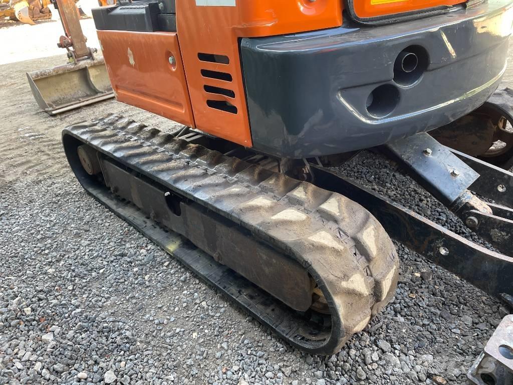 Hitachi ZX 19 U-6 Mini pelle < 7t