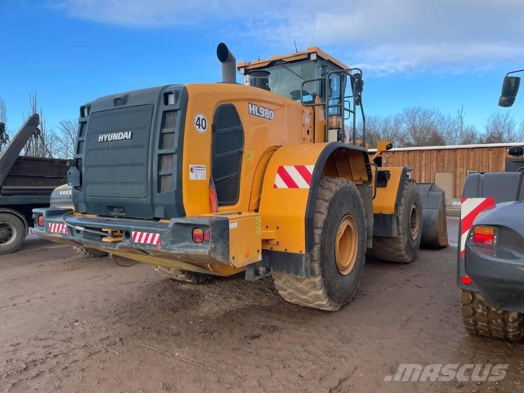 Hyundai HL 980 Chargeuse sur pneus