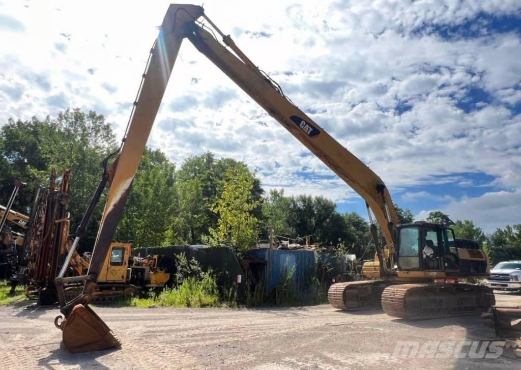 CAT 330 D L Pelle sur chenilles